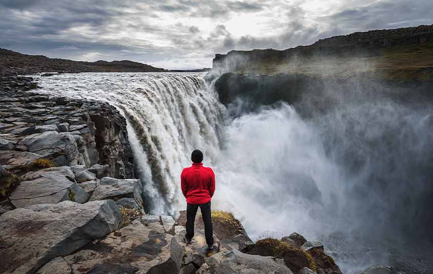 10 amazing things to do in North Iceland, from geothermal baths, to ski touring, waterfalls and the Northern Lights