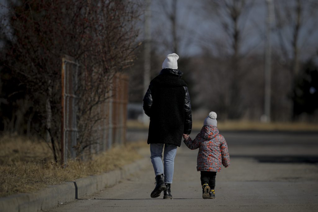 Honesty, reassurance: How to talk to kids about Ukraine