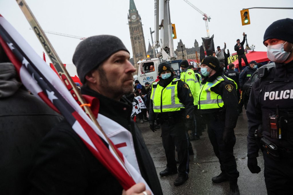 Police warn Canada protesters of ‘imminent’ action to clear them