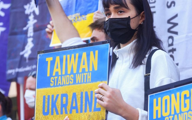 Watching the war in Ukraine, Taiwanese draw lessons in self-reliance