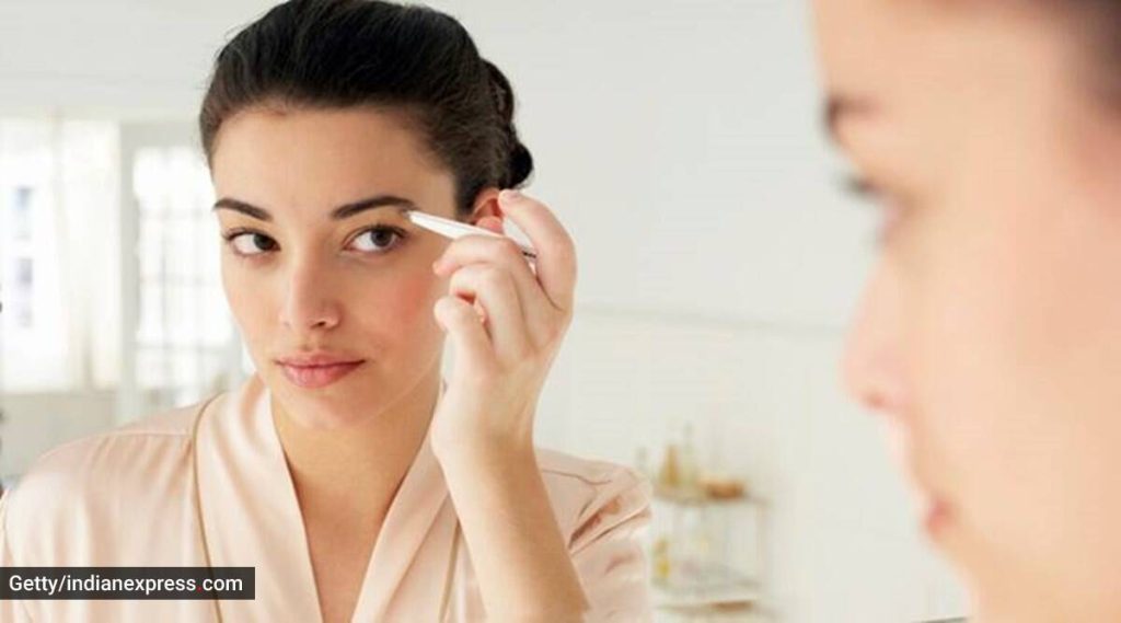 Want thicker eyebrows, eyelashes? Try castor oil