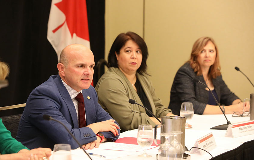 Boissonnault asked about Canada’s airport delays, here’s what he said – Travelweek