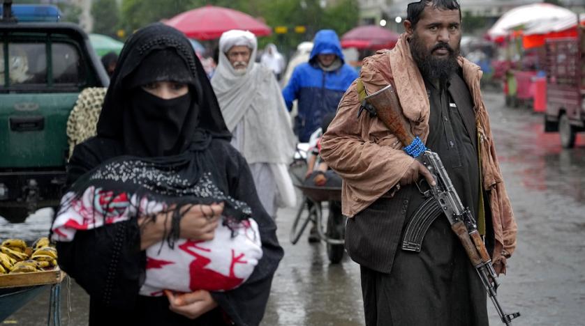 Taliban announce women must cover faces in public, say burqa is best