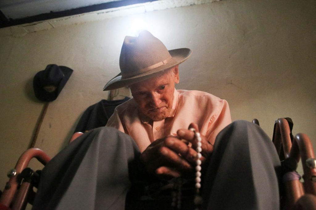 Venezuelan man, crowned world’s oldest, marks 113th birthday Friday