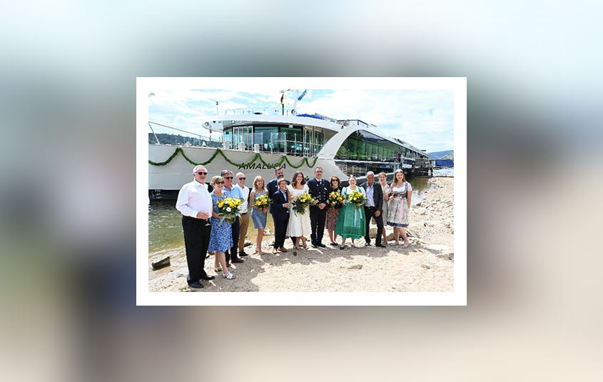 AmaWaterways christens AmaLucia in Rüdesheim, Germany – Travelweek