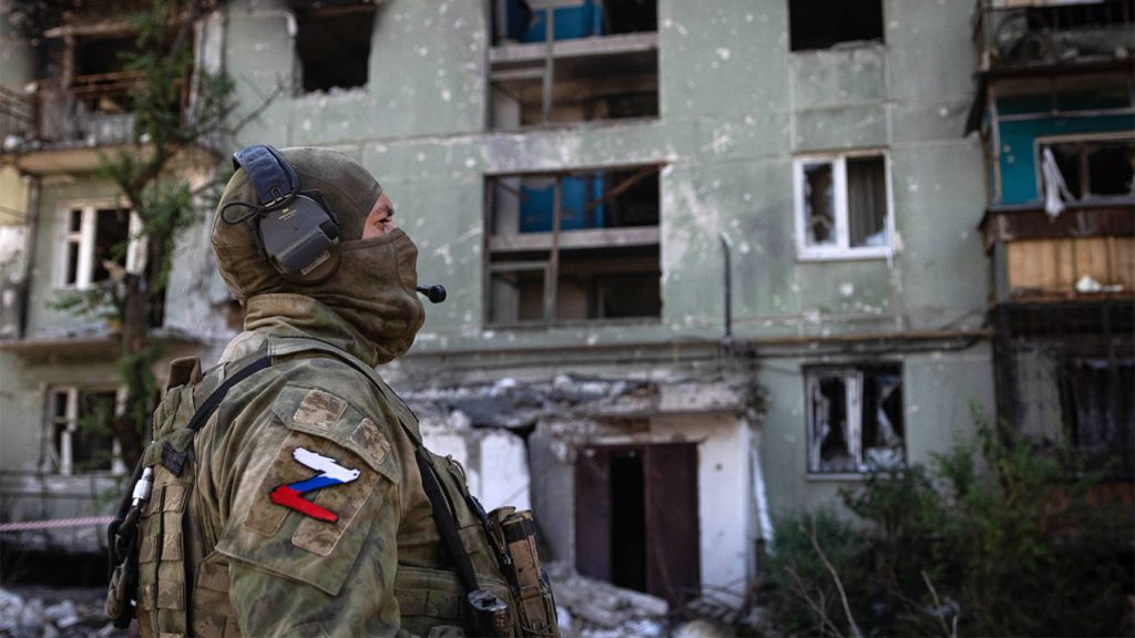 Russia steps up attacks on Ukraine’s civilian areas, even with advance paused